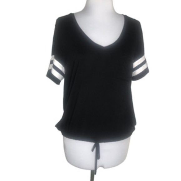 No Boundaries V-Neck Drawstring Bottom Short Sleeve Tee Shirt Size Junior XXL - Picture 1 of 8